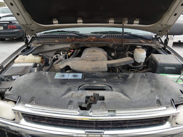 Chevrolet Suburban 1500 Ls