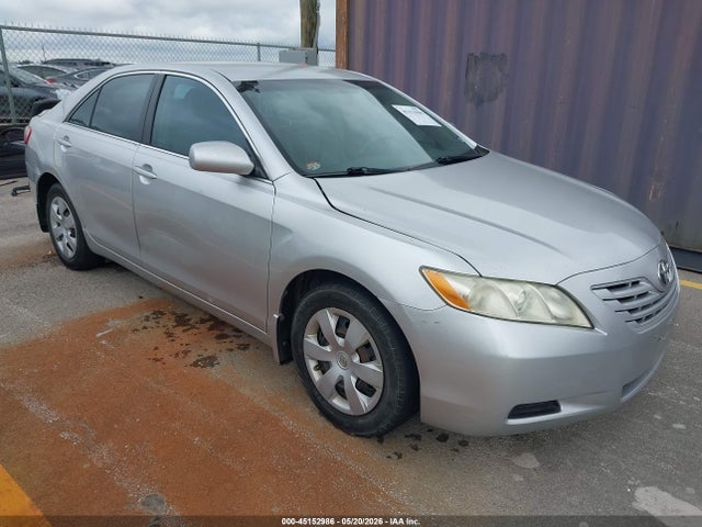 Salvage Toyota Camry Image