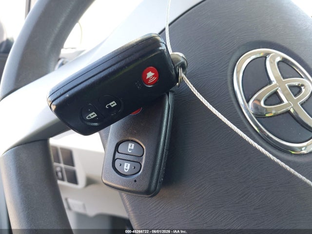 Toyota Prius Ii