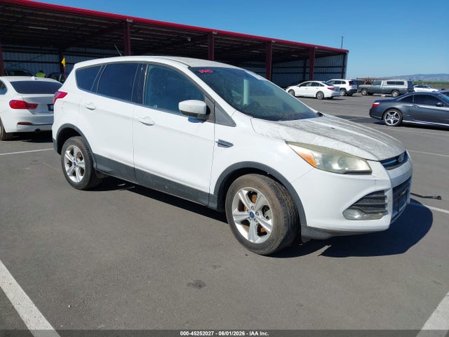 Salvage Ford Escape Image