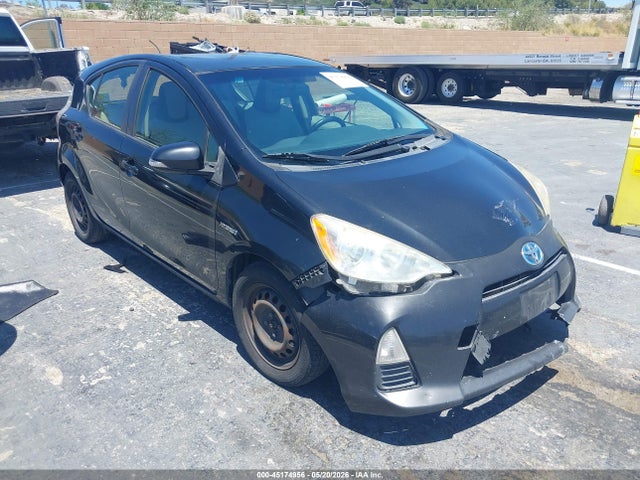 Salvage Toyota Prius c Image
