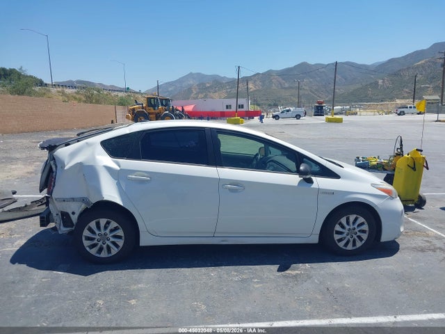 Toyota Prius Persona Series Special Edition