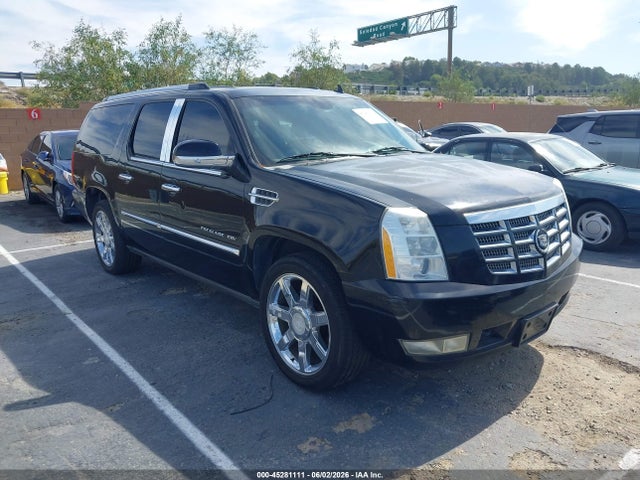 Salvage Cadillac Escalade Image