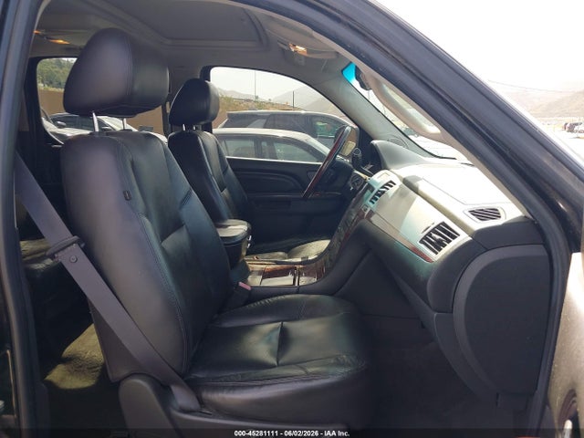 Cadillac Escalade Premium
