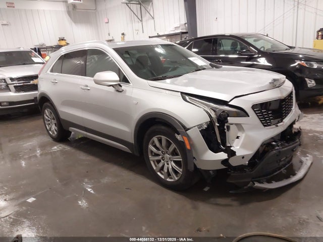 Salvage Cadillac XT4 Image