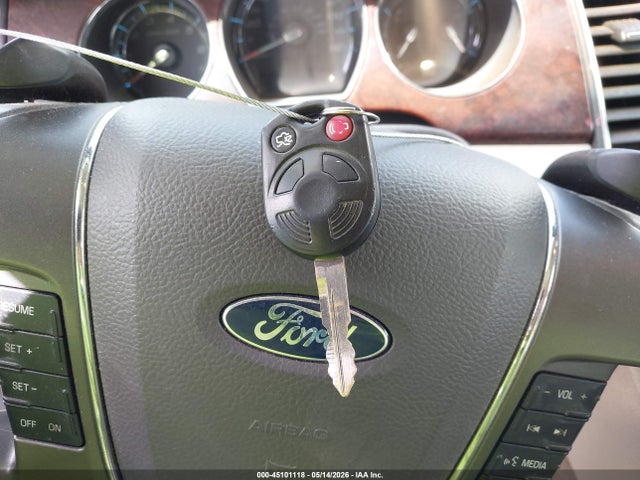 Ford Taurus Sel