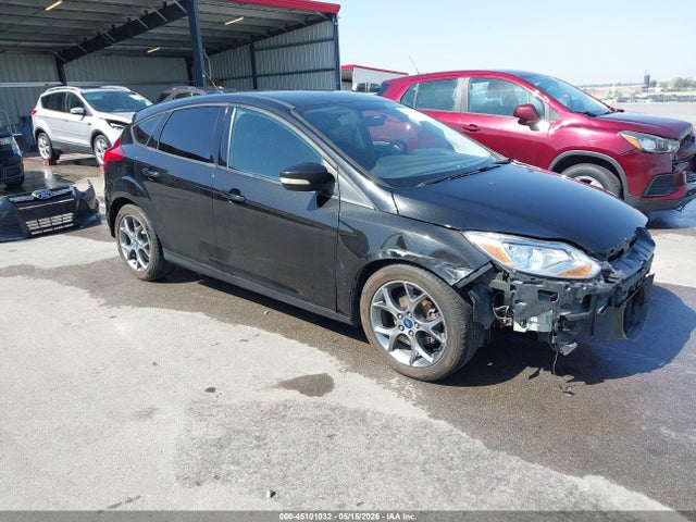 Salvage Ford Focus Image
