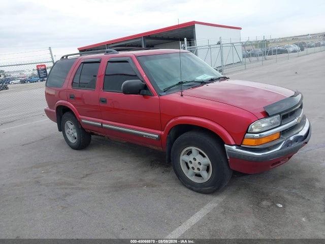 Salvage Chevrolet Blazer Image