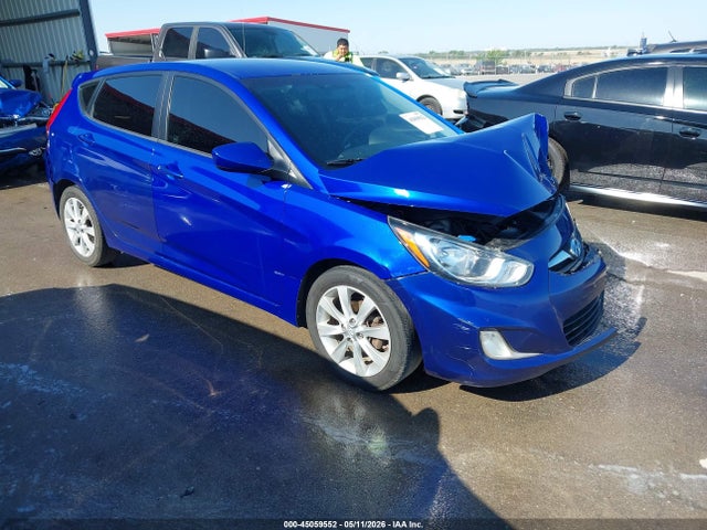 Salvage Hyundai ACCENT Image