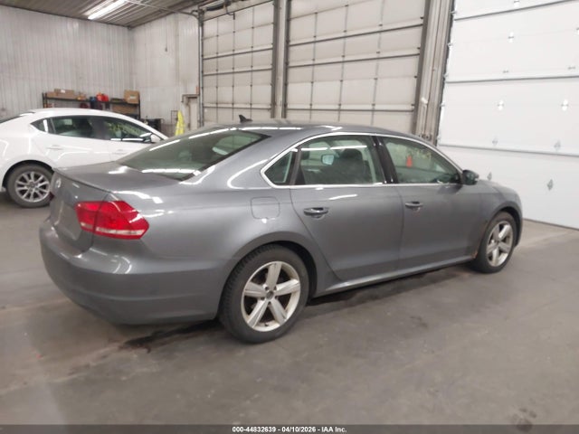 Volkswagen Passat 2.5l Se