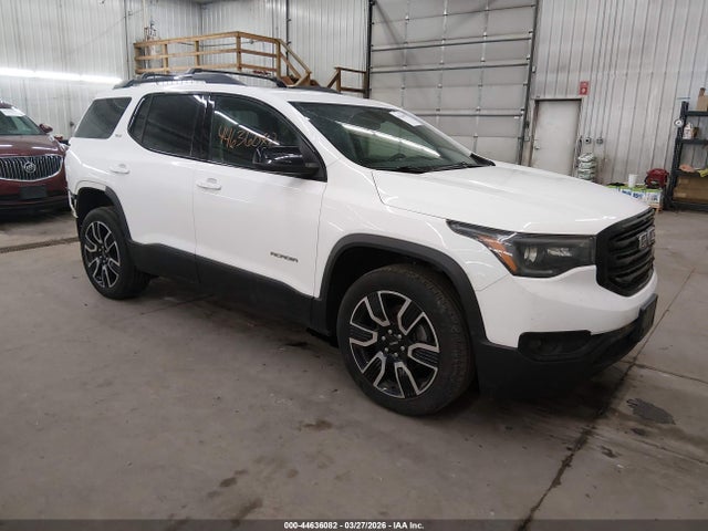 Salvage GMC Acadia Image