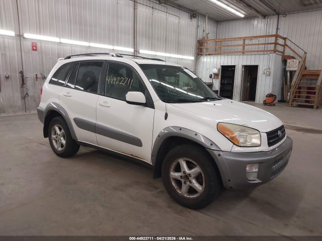 Salvage Toyota RAV4 Image