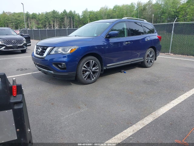 Nissan Pathfinder Platinum