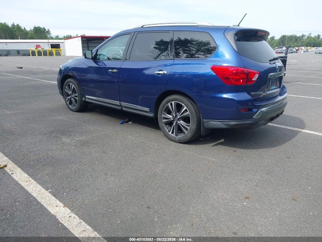 Nissan Pathfinder Platinum