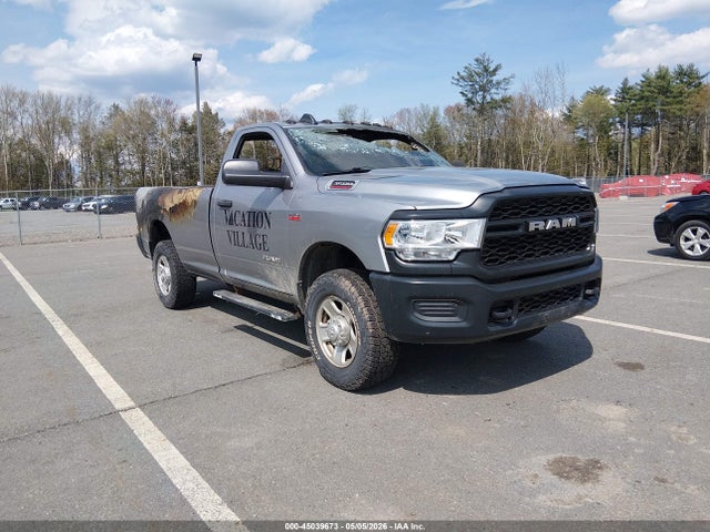 Ram 3500 Tradesman  4x4 8' Box