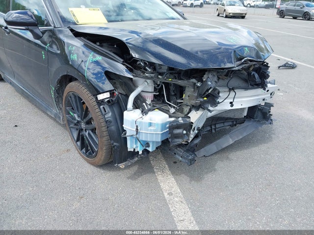 Toyota Camry Xse