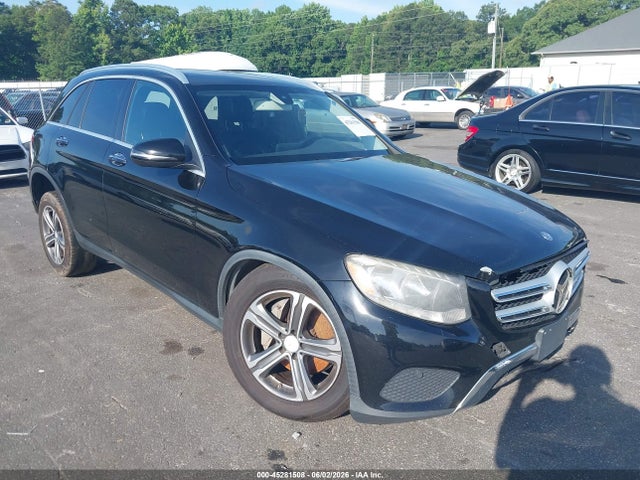 Salvage Mercedes-Benz GLC Image