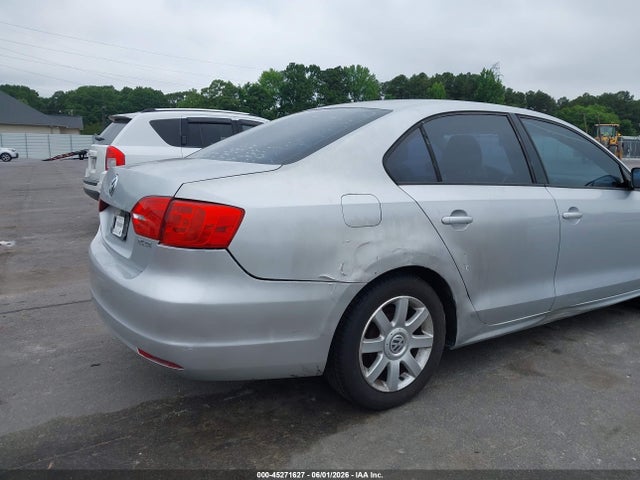 Volkswagen Jetta 2.5l Se