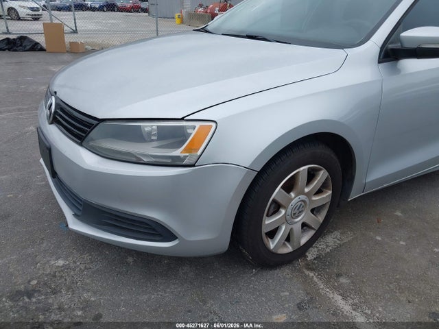 Volkswagen Jetta 2.5l Se