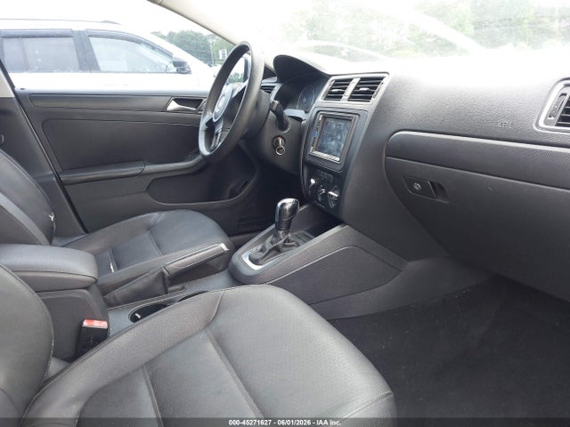Volkswagen Jetta 2.5l Se
