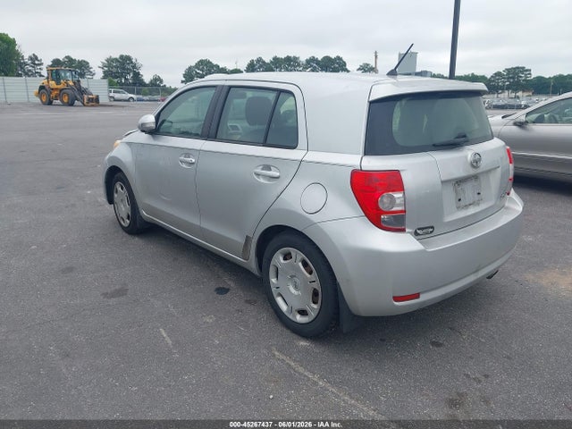 Scion xD