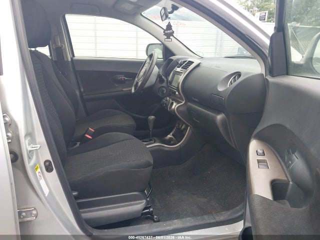 Scion xD