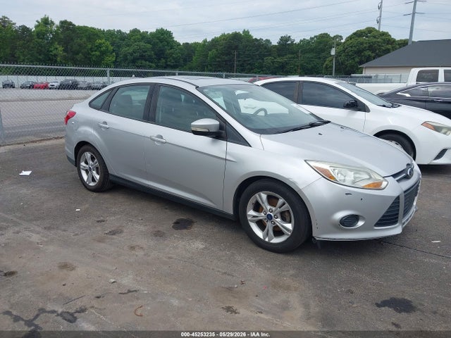Salvage Ford Focus Image