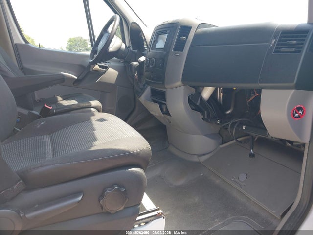 Freightliner Sprinter 2500