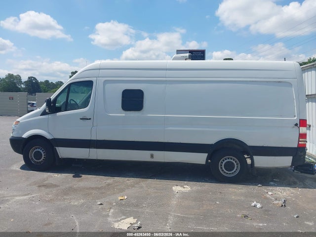 Freightliner Sprinter 2500