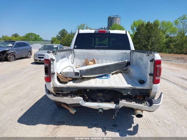 Ram 1500 Laramie  4x2 5'7 Box