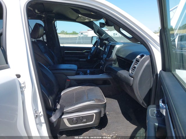 Ram 1500 Laramie  4x2 5'7 Box