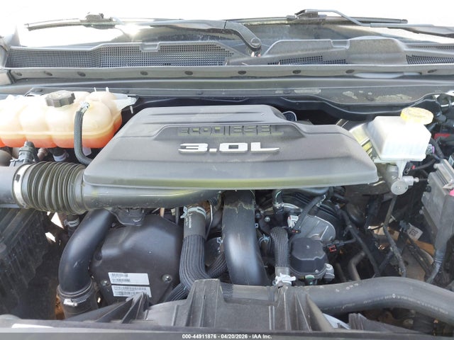 Ram 1500 Laramie  4x2 5'7 Box