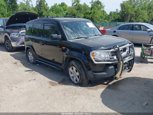 Salvage Honda Element Image