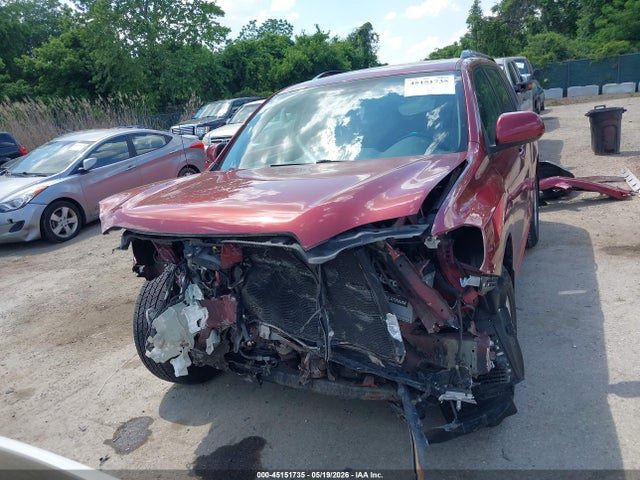 Toyota Highlander Base V6