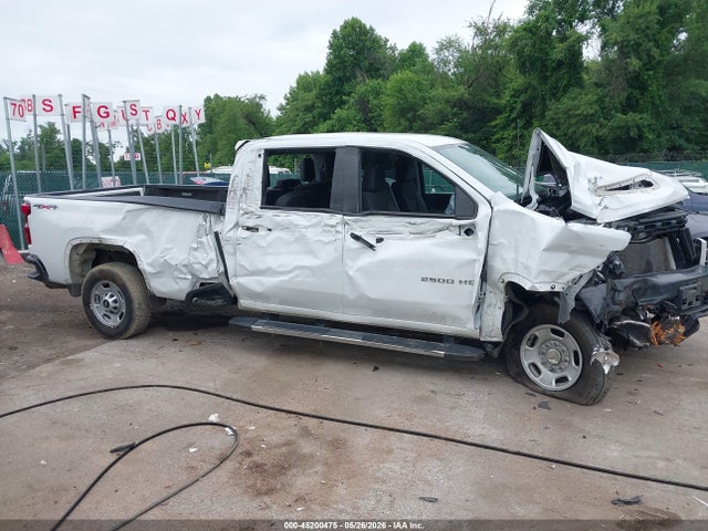 Chevrolet Silverado 2500 4wd  Long Bed Wt