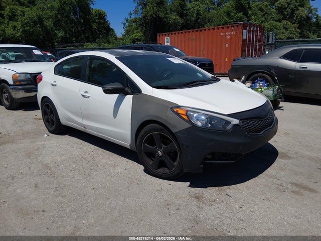 Salvage Kia Forte Image