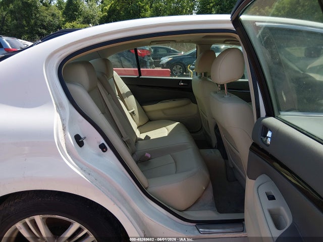 INFINITI G37 Journey