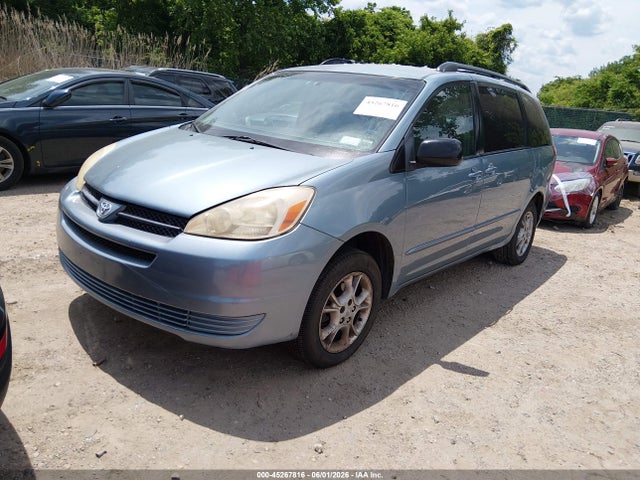 Toyota Sienna Le
