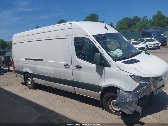 Mercedes-Benz Sprinter 2500 High Roof V6
