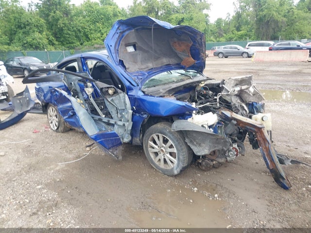 Salvage Mazda Mazda3 Image