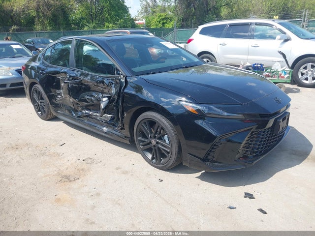 Salvage Toyota Camry Image