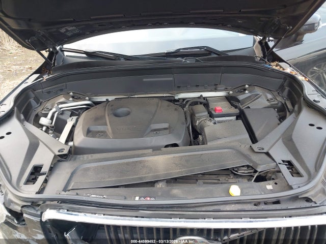 Volvo XC90 T6 Momentum