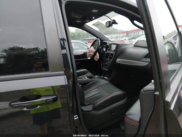 Dodge Grand Caravan
