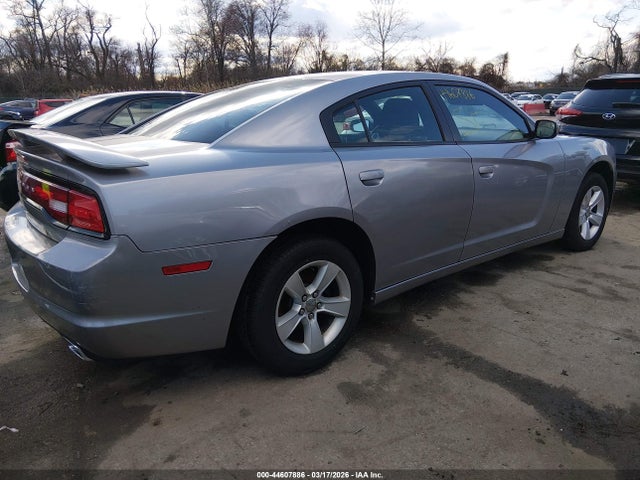 Dodge Charger Se