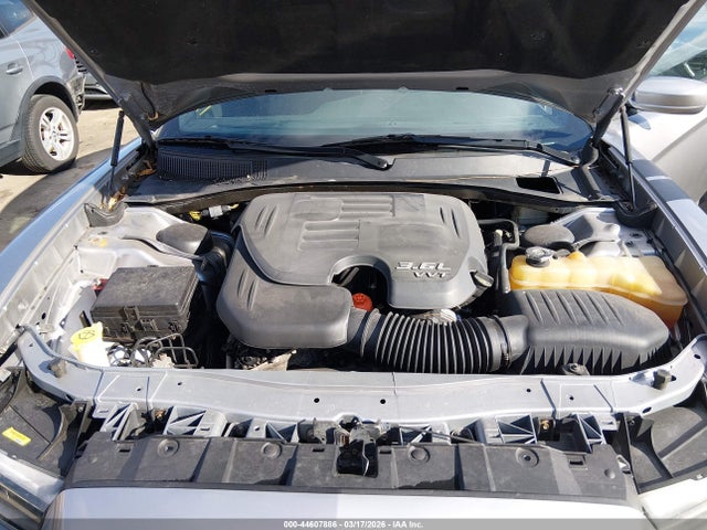 Dodge Charger Se