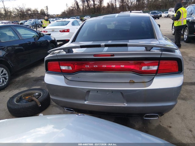 Dodge Charger Se