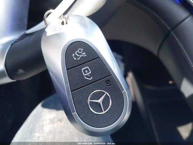 Mercedes-Benz EQE 4matic