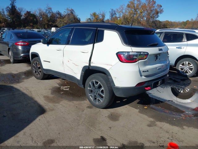 Jeep Compass Trailhawk 4x4