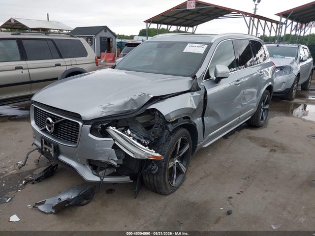 Volvo XC90 T6 R-design