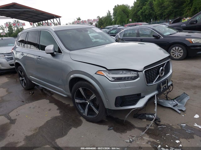 Salvage Volvo XC90 Image